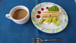 もう秋ですね〜ちょっと渋めのケーキ　抹茶がお目見え♪