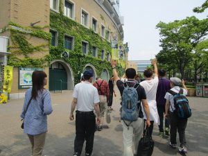 成人部　春季社会見学「甲子園球場」